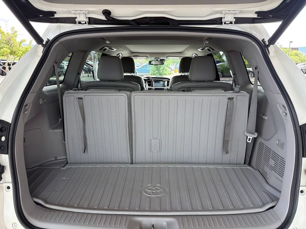 2015 Toyota Highlander Limited V6