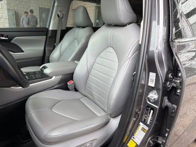2022 Toyota Highlander XLE