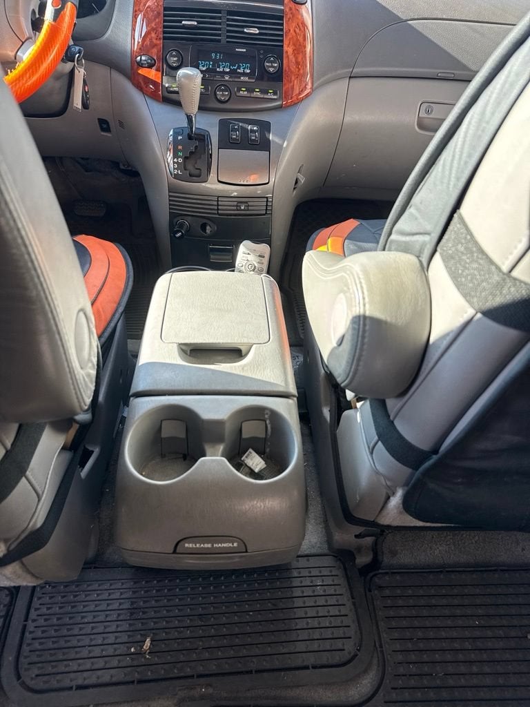 2006 Toyota Sienna XLE