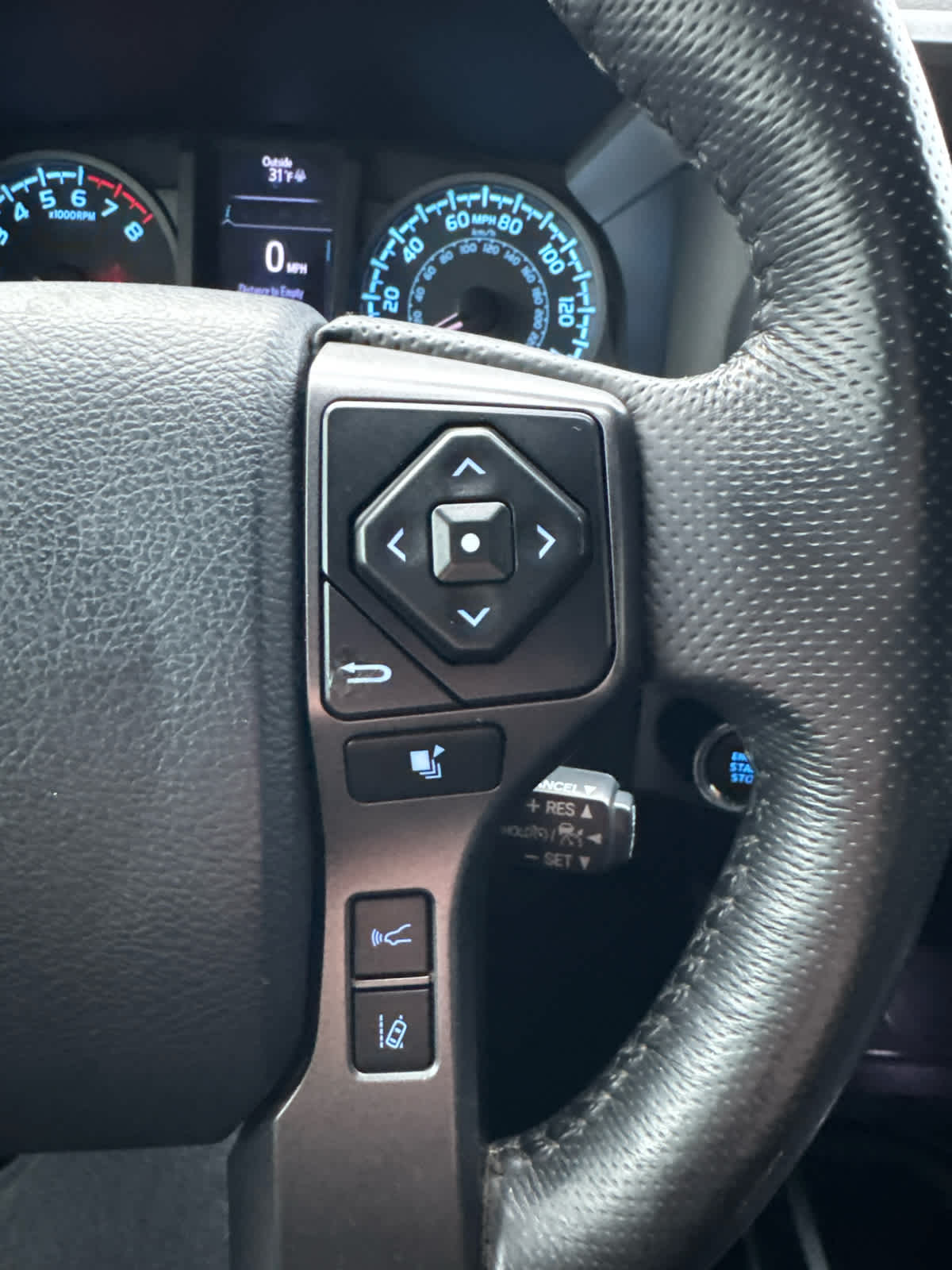 2018 Toyota Tacoma SR