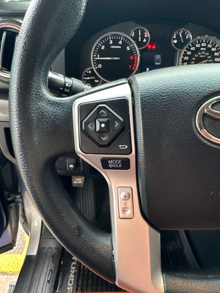 2016 Toyota Tundra SR5 5.7L V8