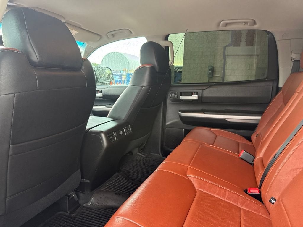 2016 Toyota Tundra SR5 5.7L V8