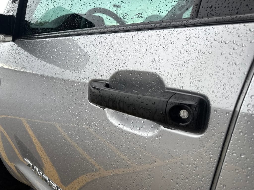 2016 Toyota Tundra SR5 5.7L V8