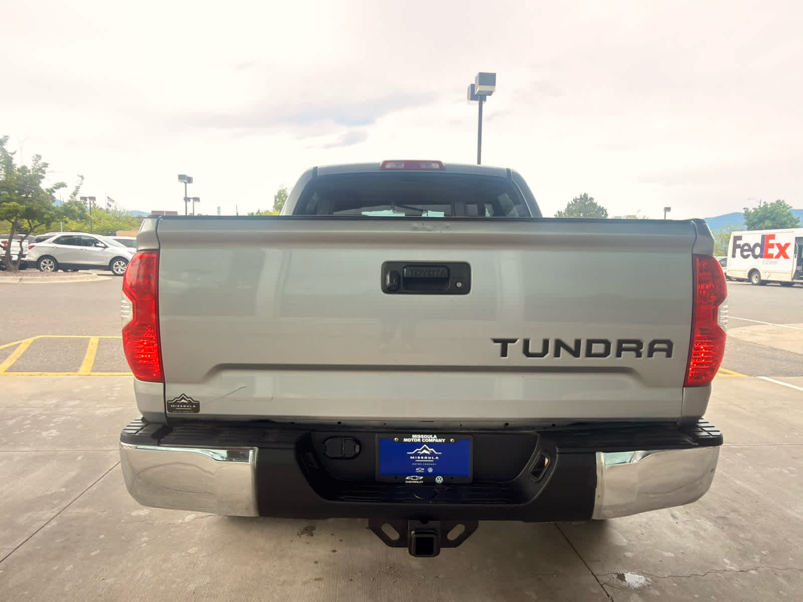 2018 Toyota Tundra SR5 5.7L V8