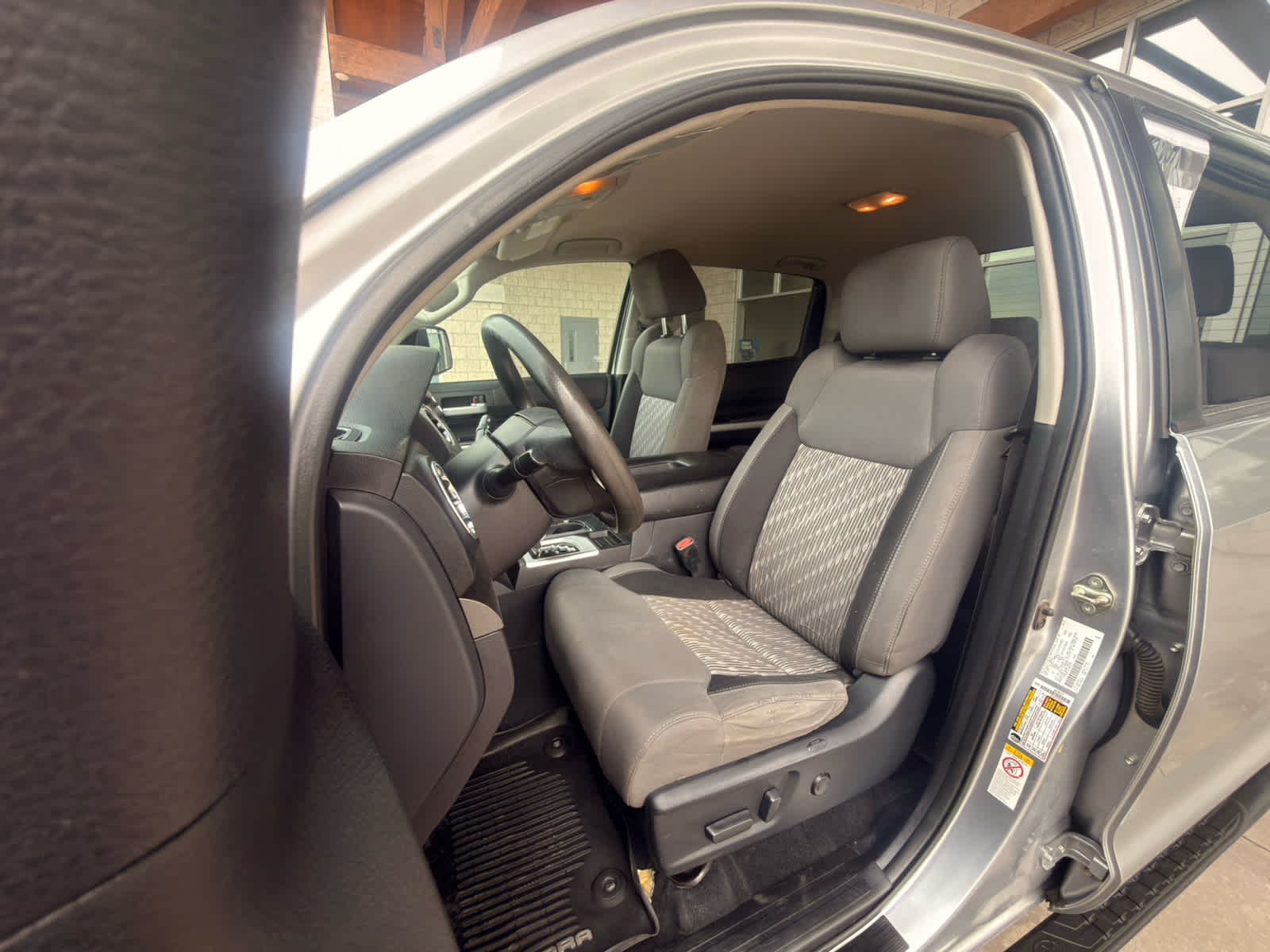 2018 Toyota Tundra SR5 5.7L V8