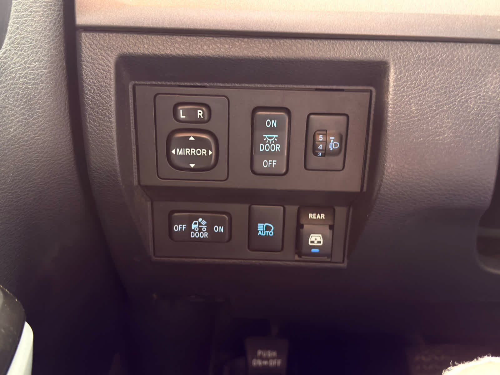 2018 Toyota Tundra SR5 5.7L V8