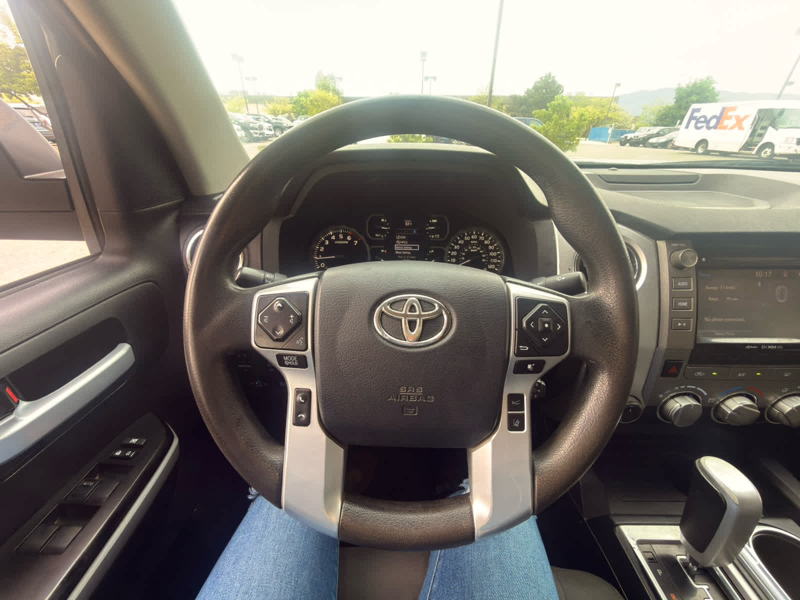 2018 Toyota Tundra SR5 5.7L V8