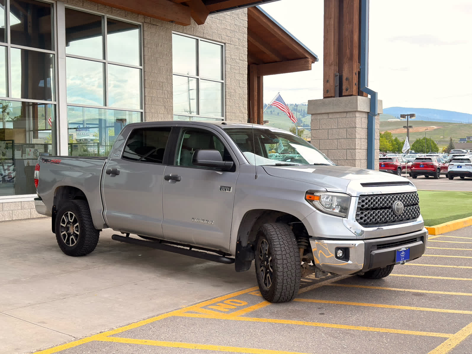 2018 Toyota Tundra SR5 5.7L V8