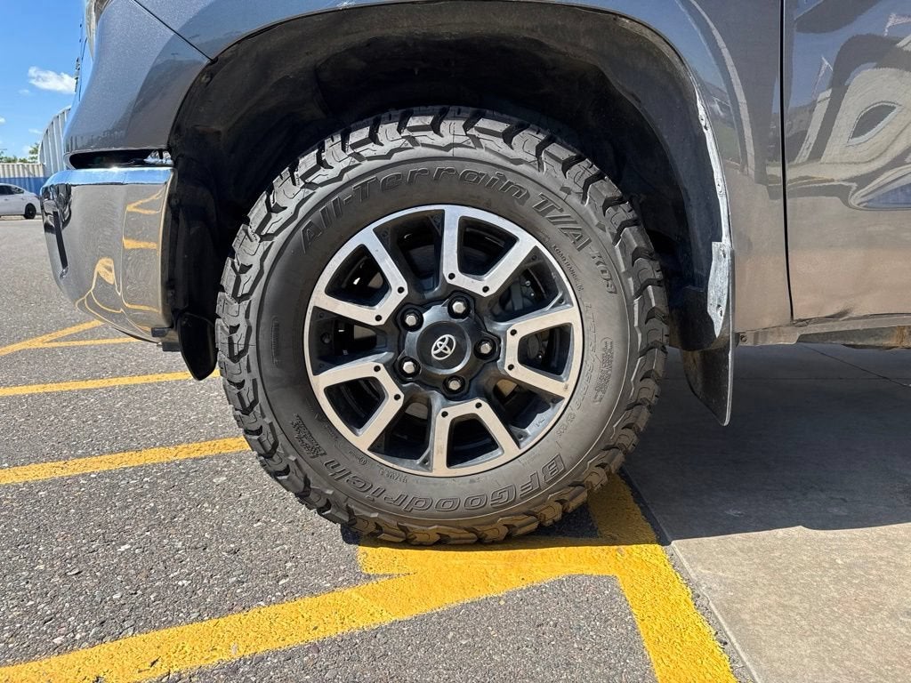 2014 Toyota Tundra SR5 5.7L V8