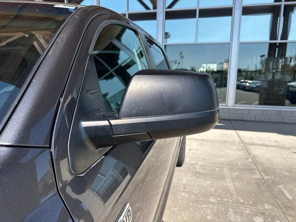 2014 Toyota Tundra SR5 5.7L V8