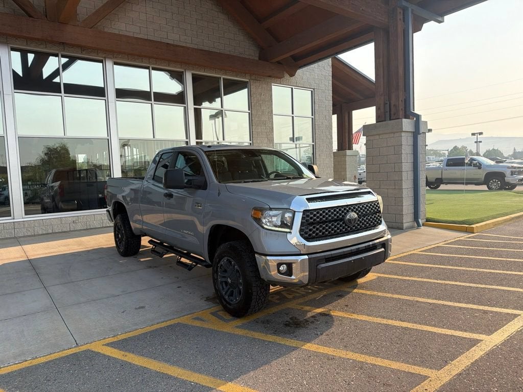2018 Toyota Tundra SR5 5.7L V8
