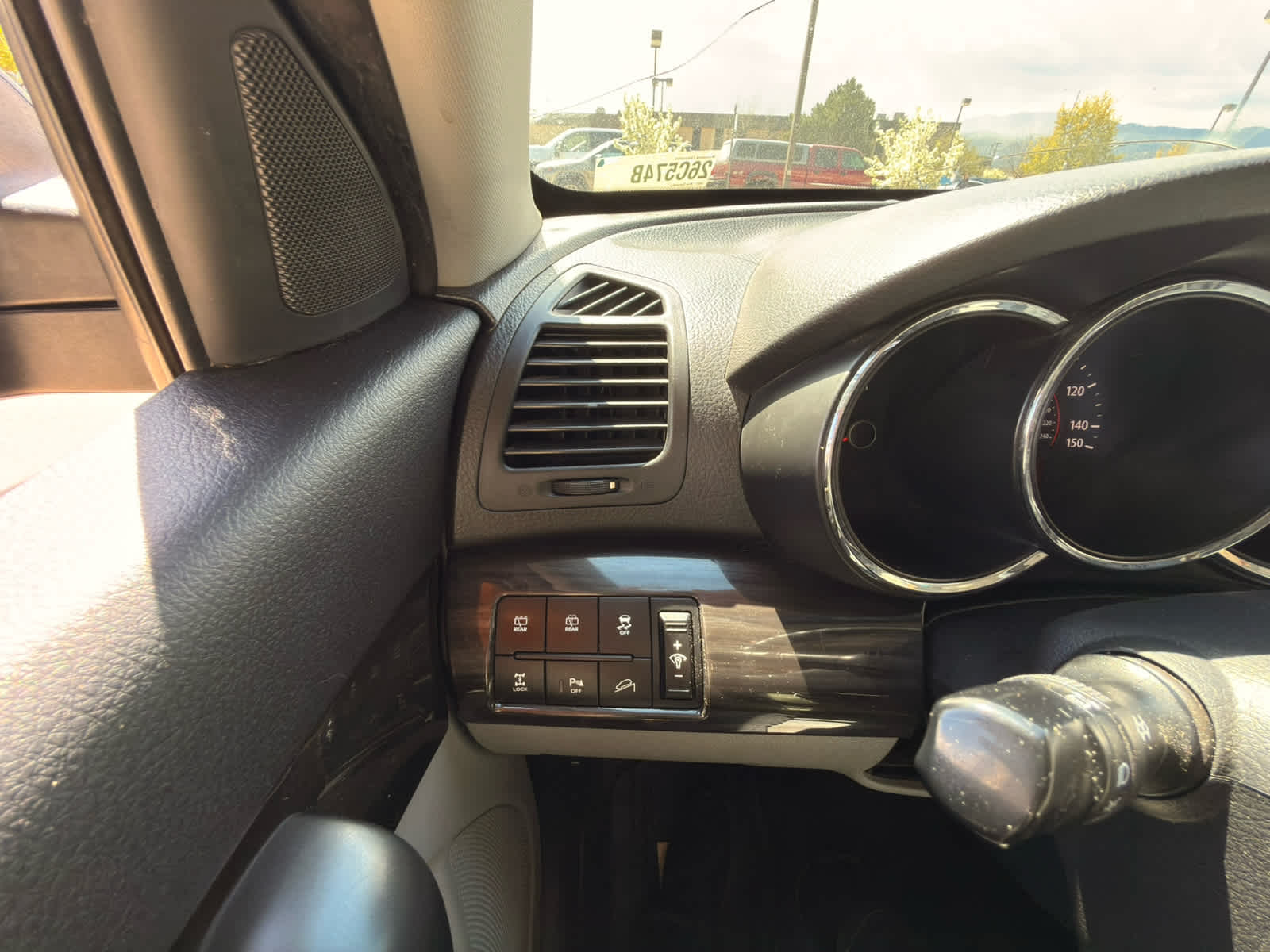 2011 Kia Sorento LX