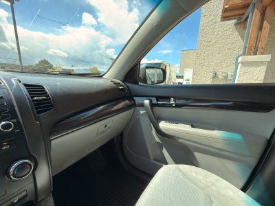 2011 Kia Sorento LX