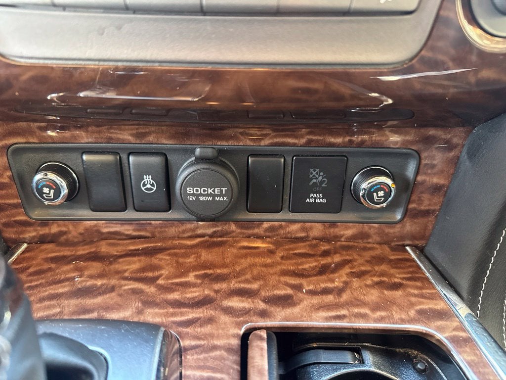 2017 Nissan Armada Platinum