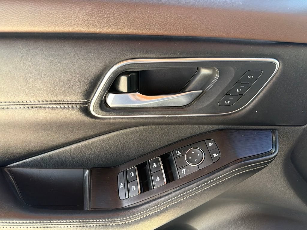 2022 Nissan Rogue Platinum Intelligent AWD