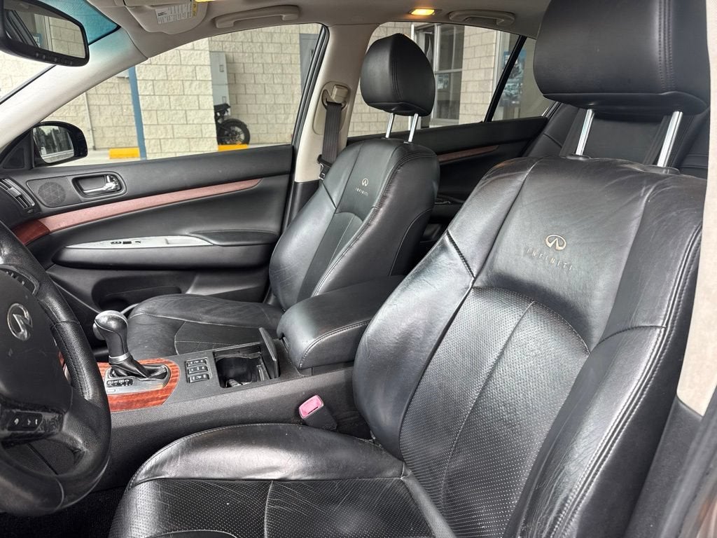 2008 INFINITI G35 Sedan x