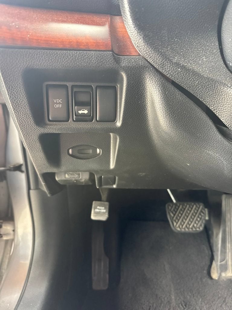 2008 INFINITI G35 Sedan x