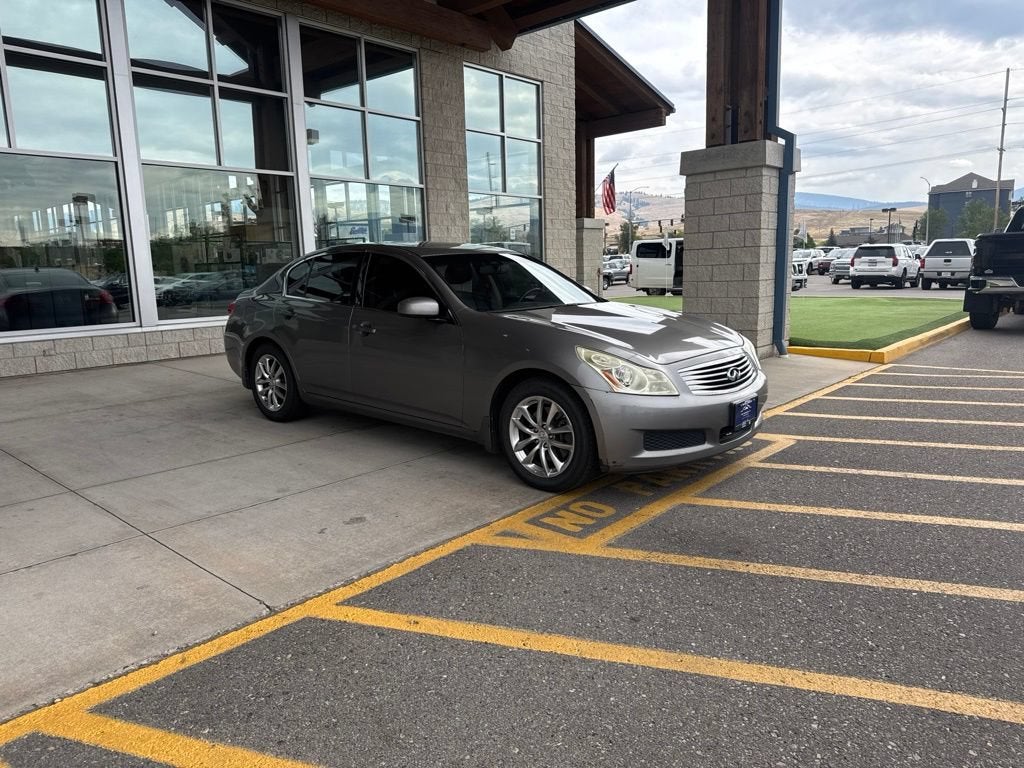2008 INFINITI G35 Sedan x