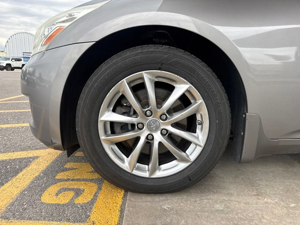 2008 INFINITI G35 Sedan x