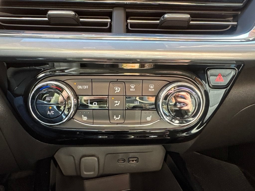 2026 Chevrolet Trax LT - Photo 24