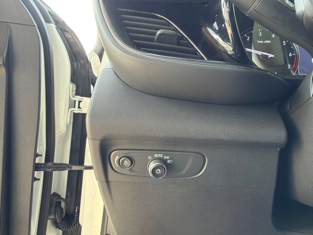 2023 Buick Envision Essence - Photo 13