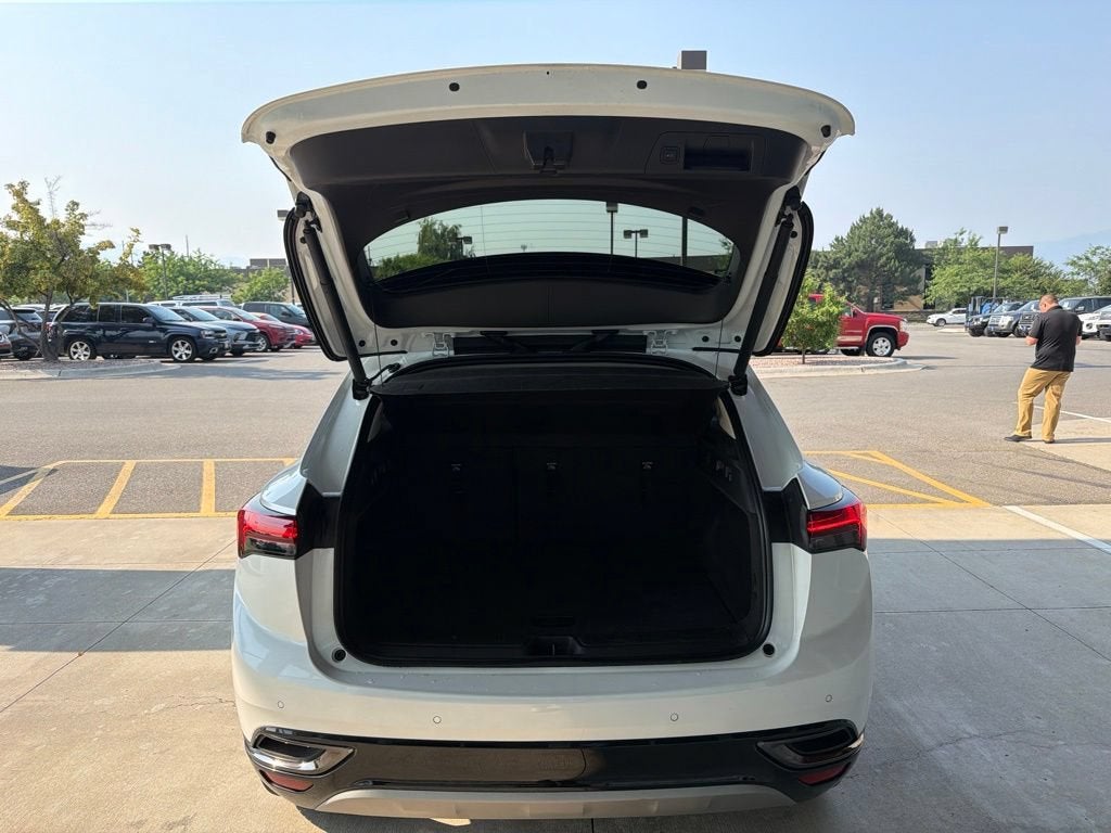 2023 Buick Envision Essence - Photo 23