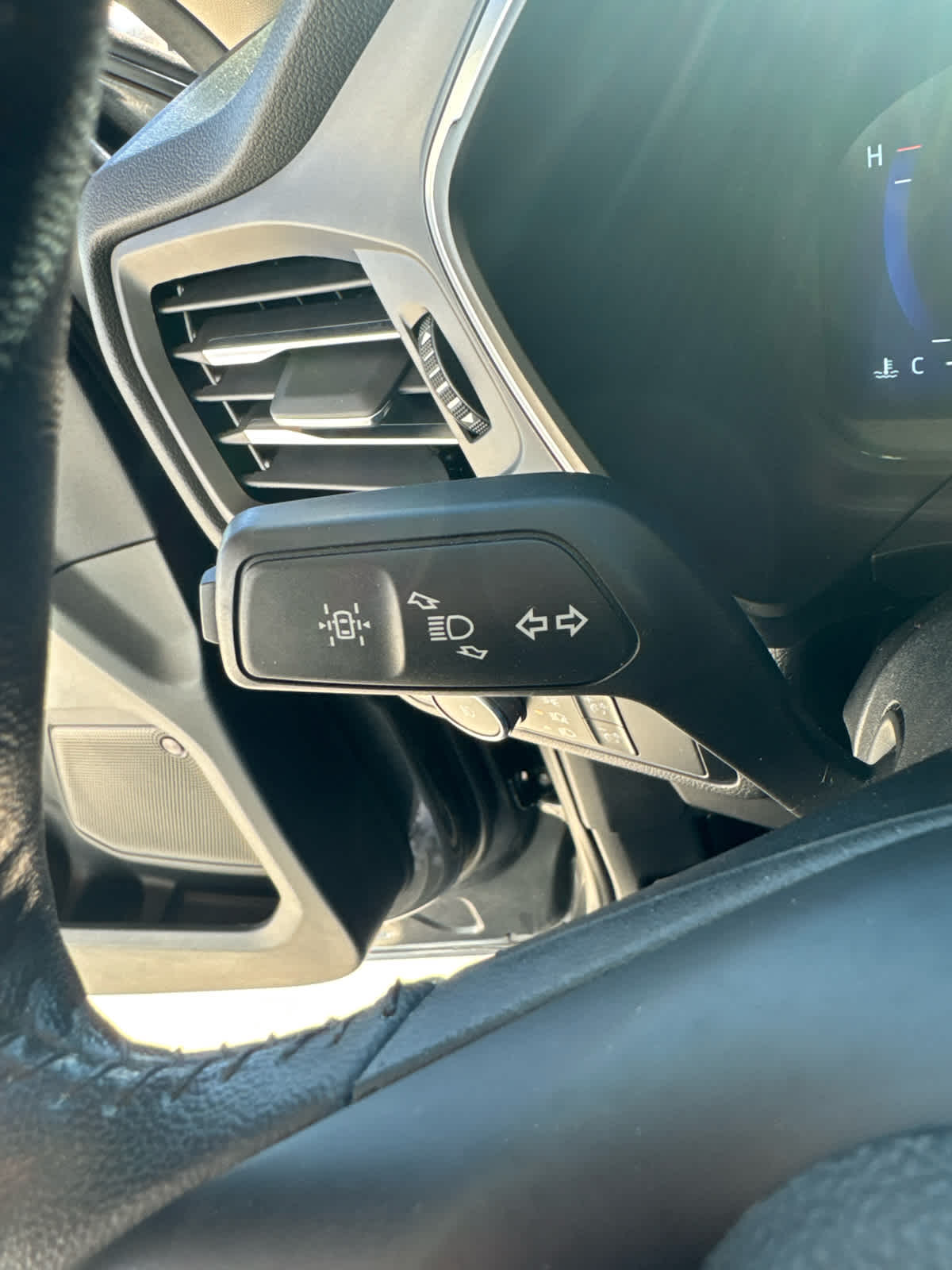 2020 Ford Escape Titanium Hybrid