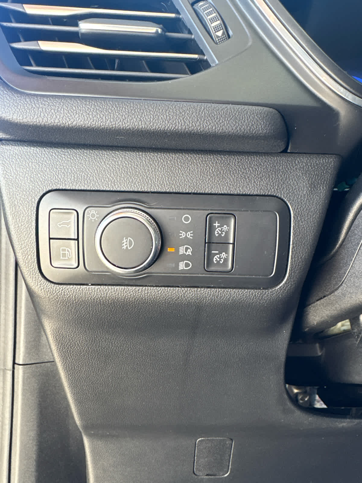 2020 Ford Escape Titanium Hybrid