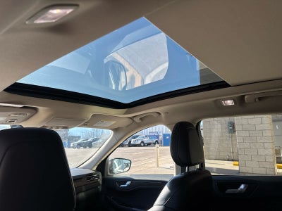 2020 Ford Escape Titanium Hybrid