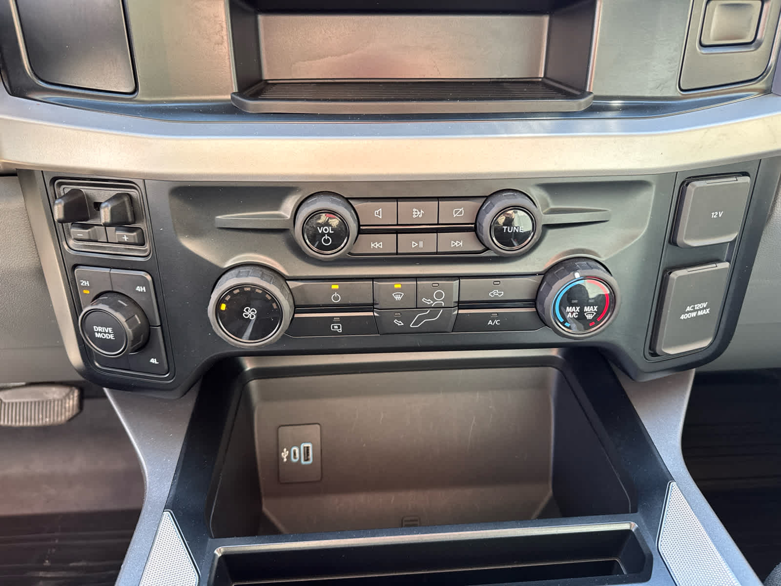 2023 Ford Super Duty F-350 SRW XLT