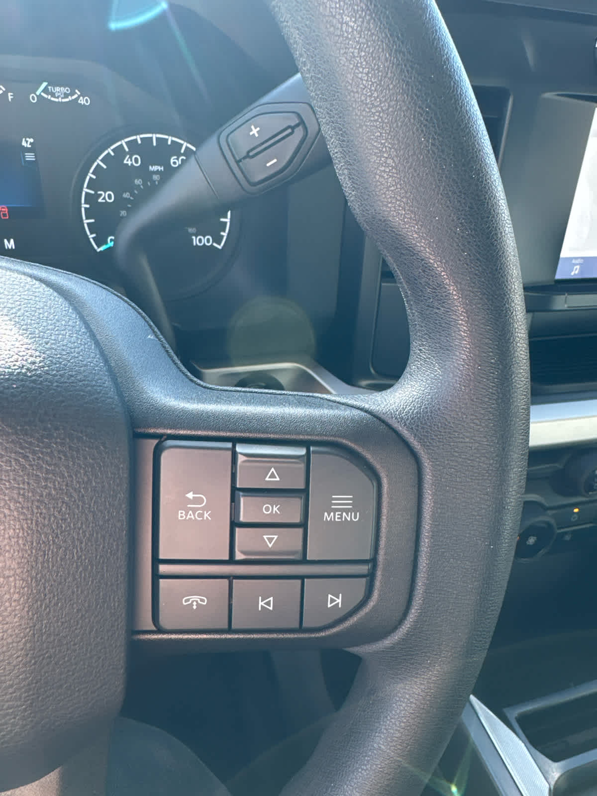 2023 Ford Super Duty F-350 SRW XLT