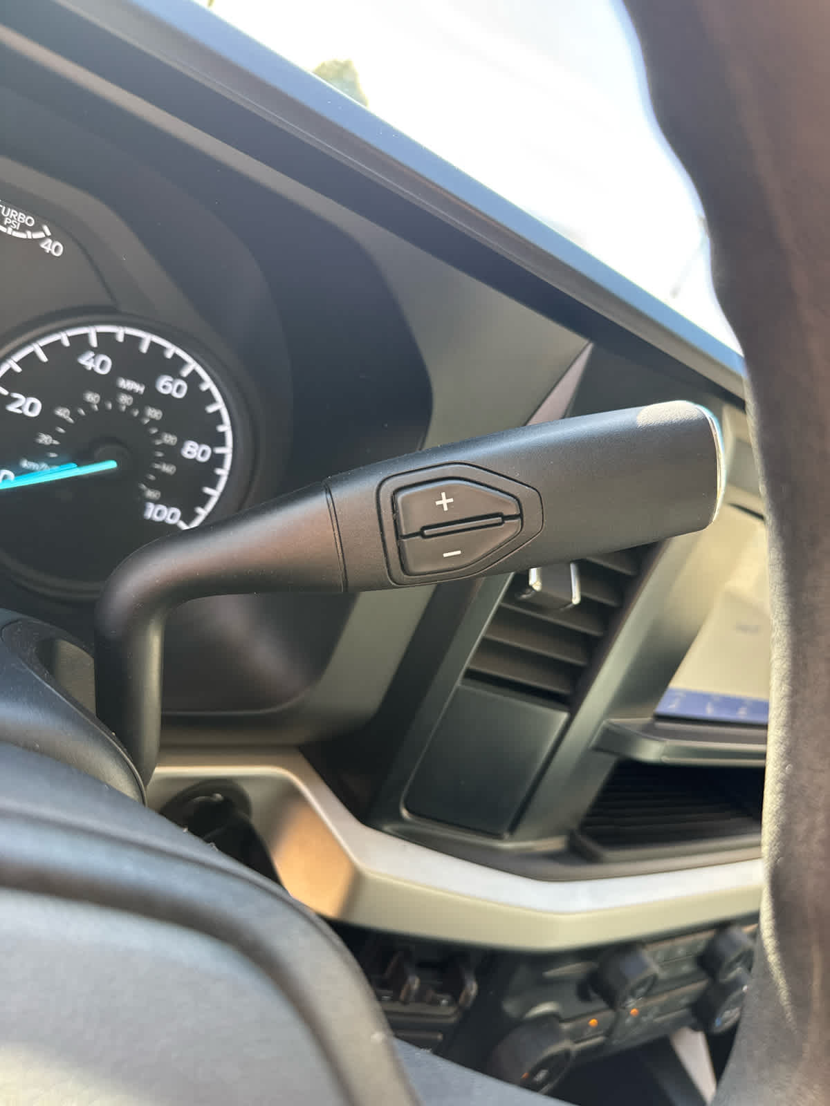 2023 Ford Super Duty F-350 SRW XLT