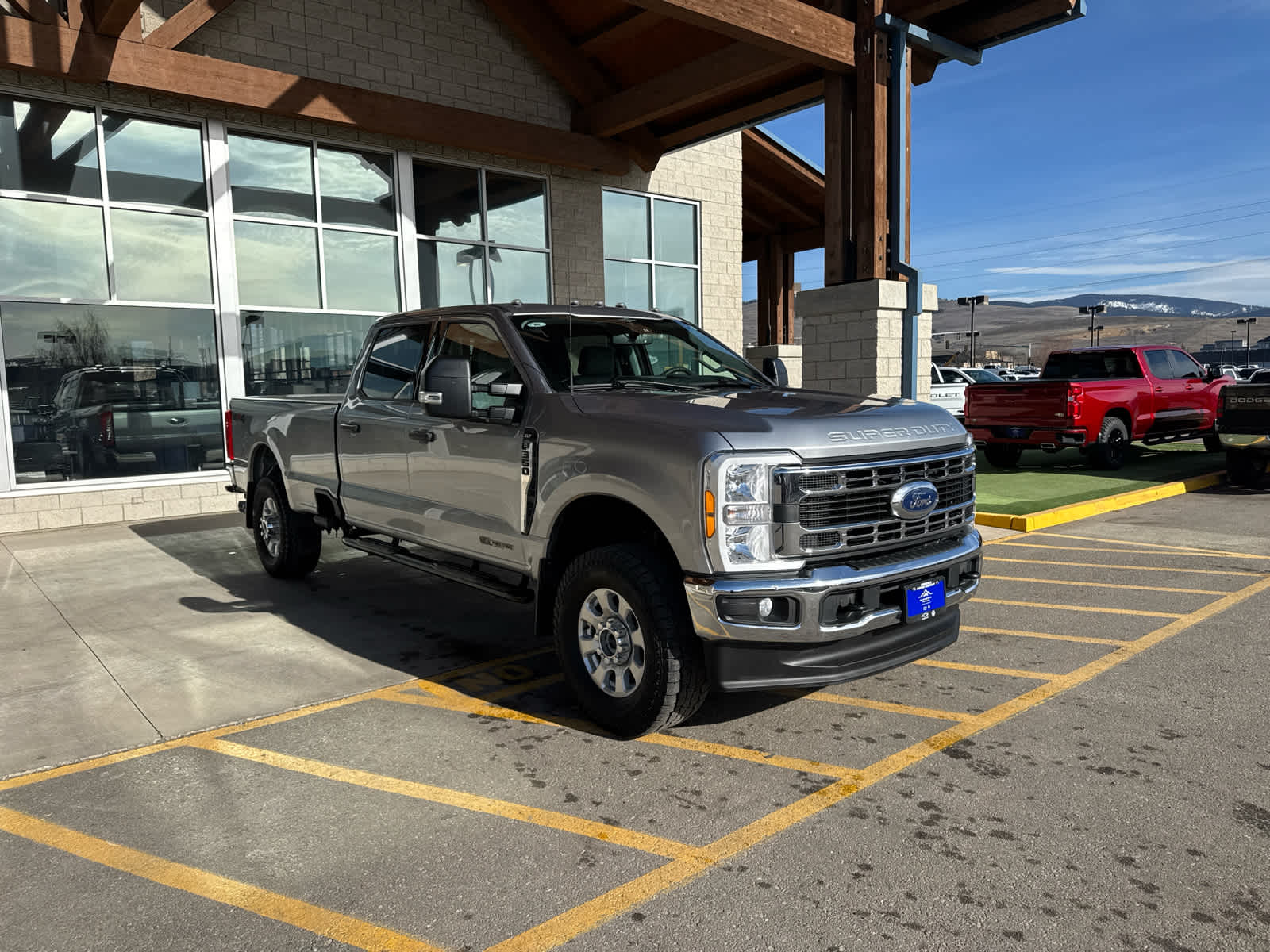 2023 Ford Super Duty F-350 SRW XLT
