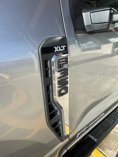2023 Ford Super Duty F-350 SRW XLT