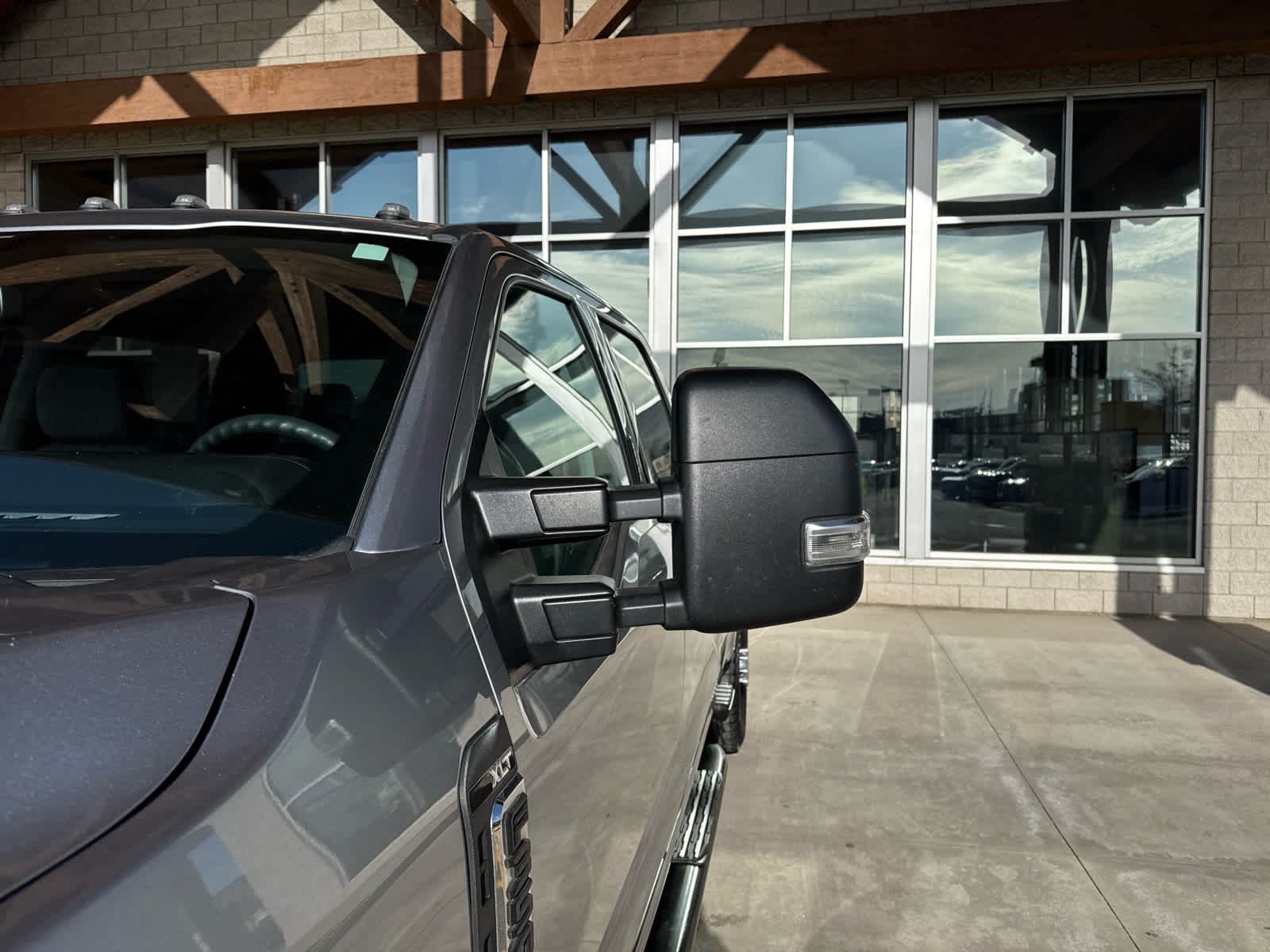 2023 Ford Super Duty F-350 SRW XLT