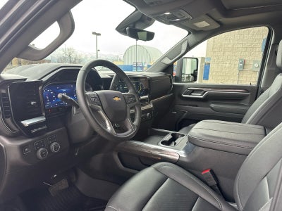 2025 Chevrolet Silverado 3500HD LTZ