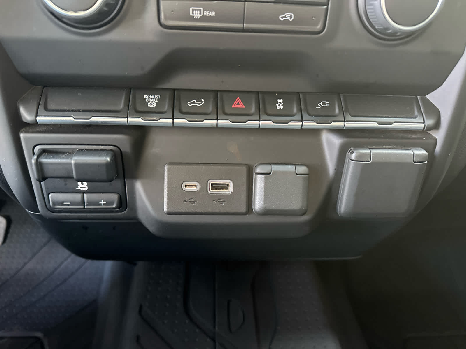 2022 Chevrolet Silverado 2500HD Custom