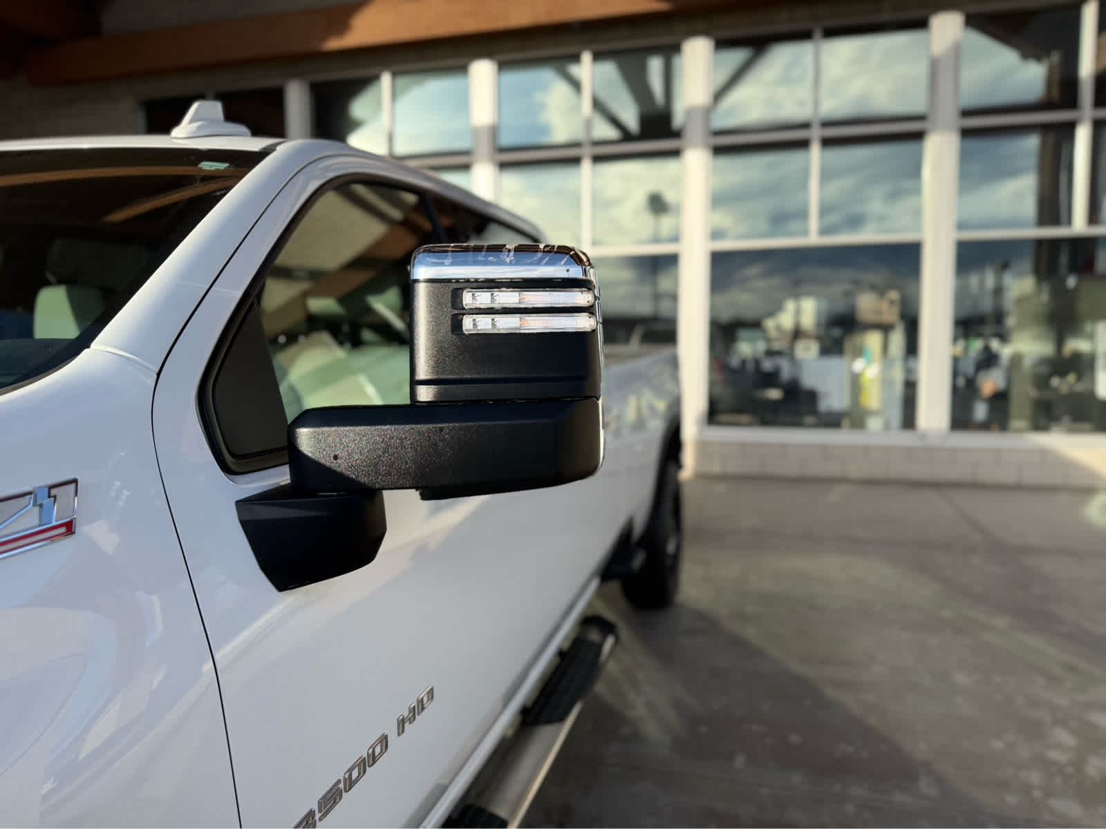 2023 Chevrolet Silverado 3500HD LTZ