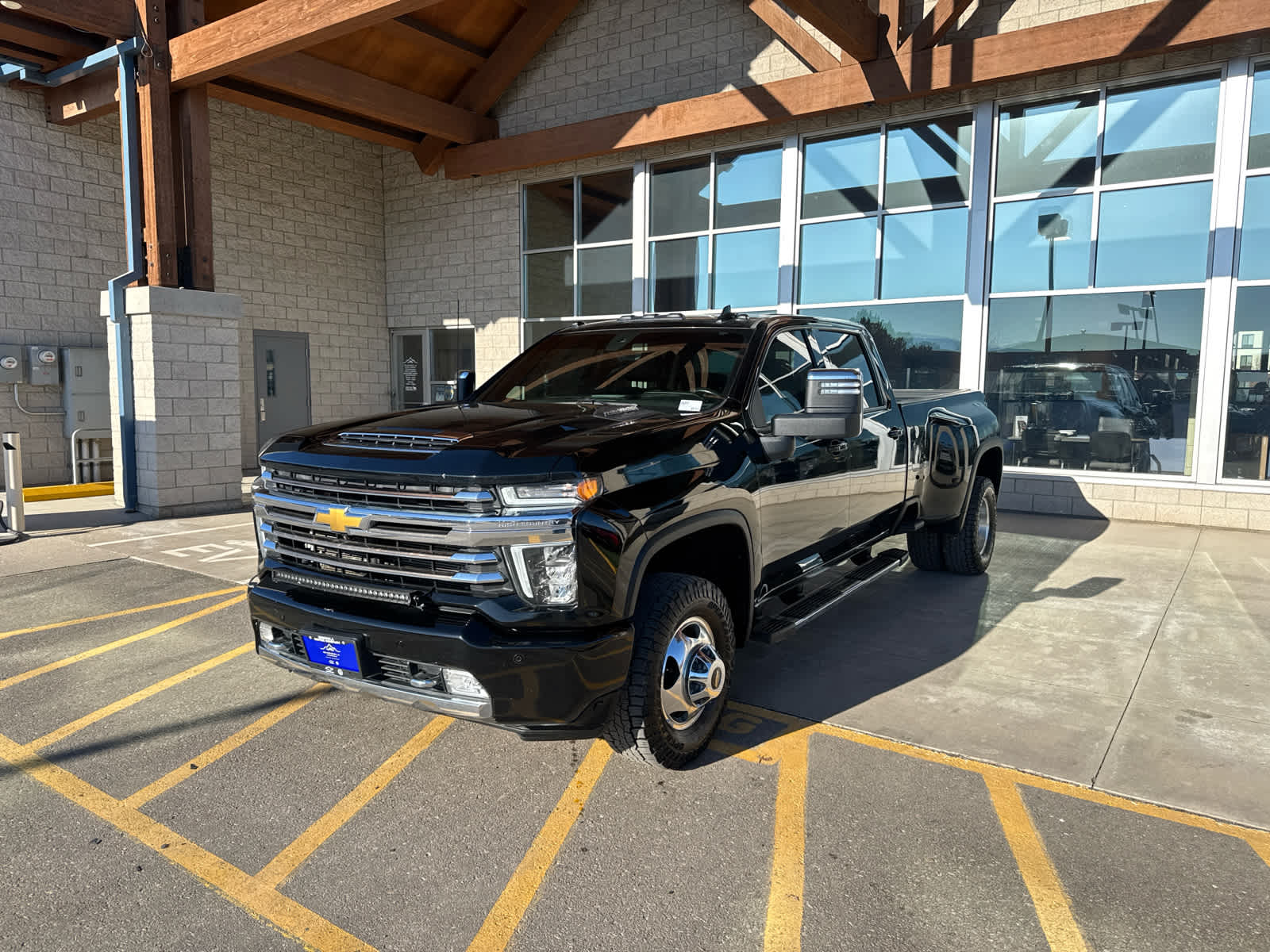 2022 Chevrolet Silverado 3500HD High Country