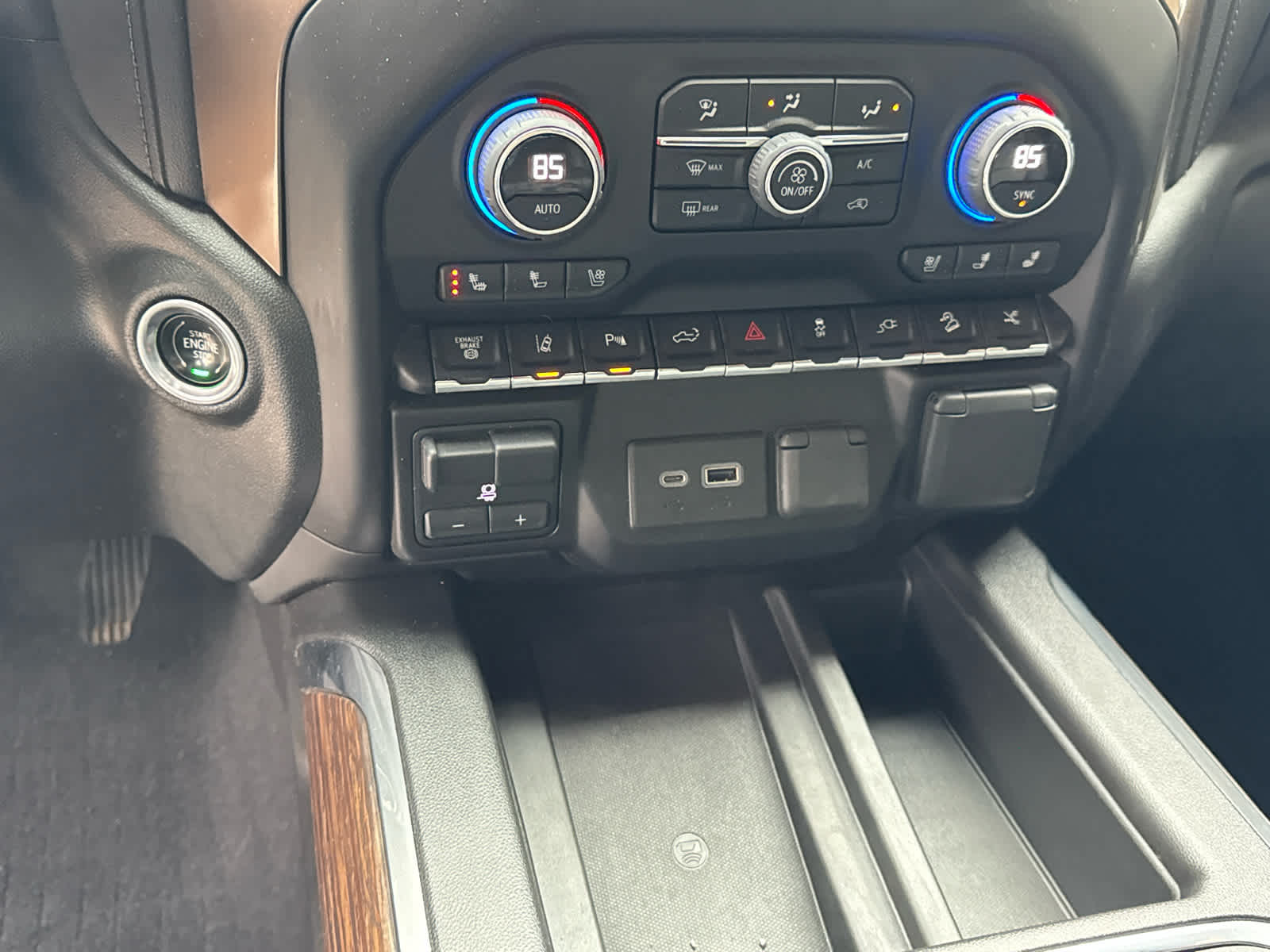 2023 Chevrolet Silverado 3500HD High Country