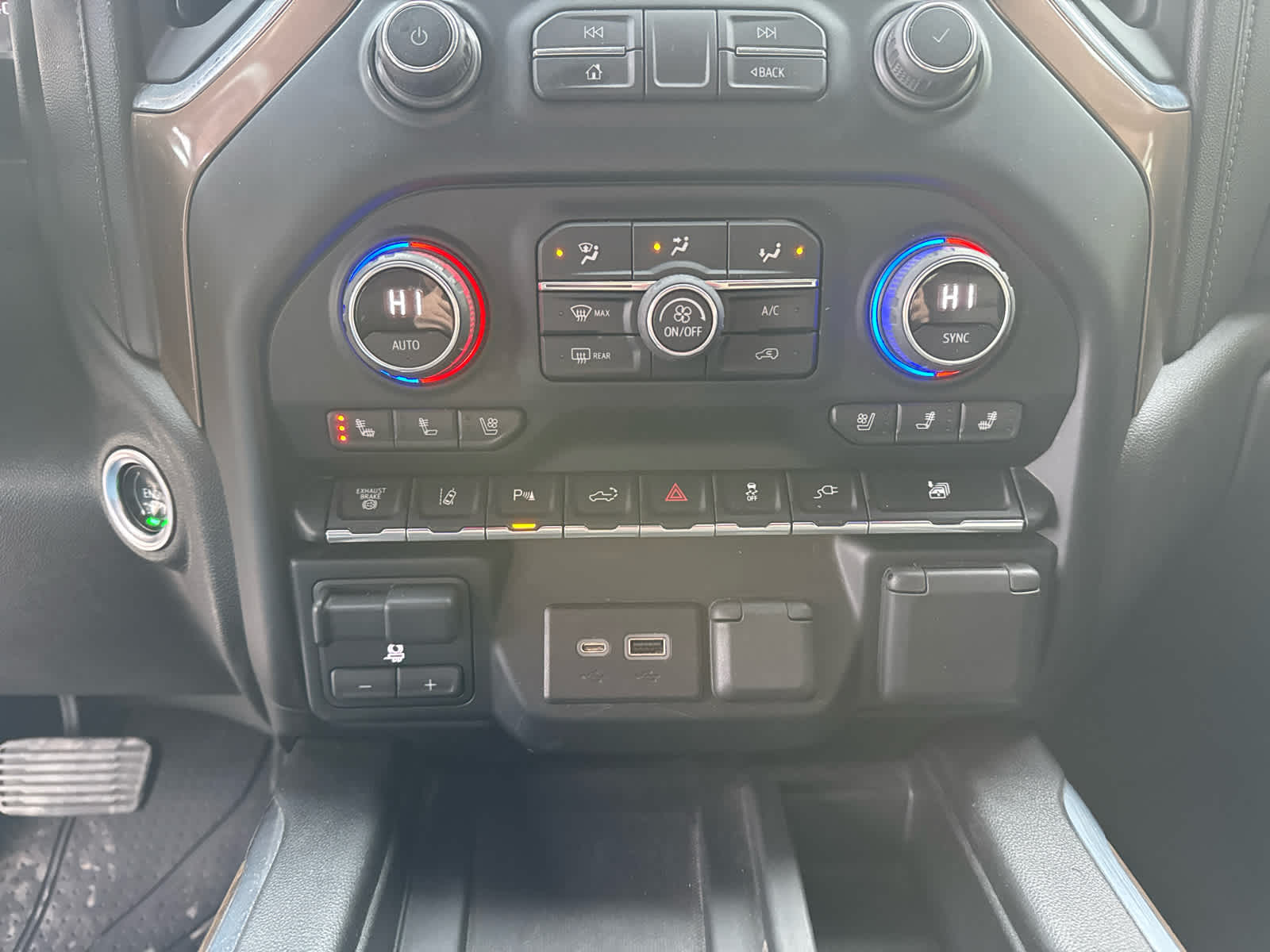 2022 Chevrolet Silverado 3500HD High Country