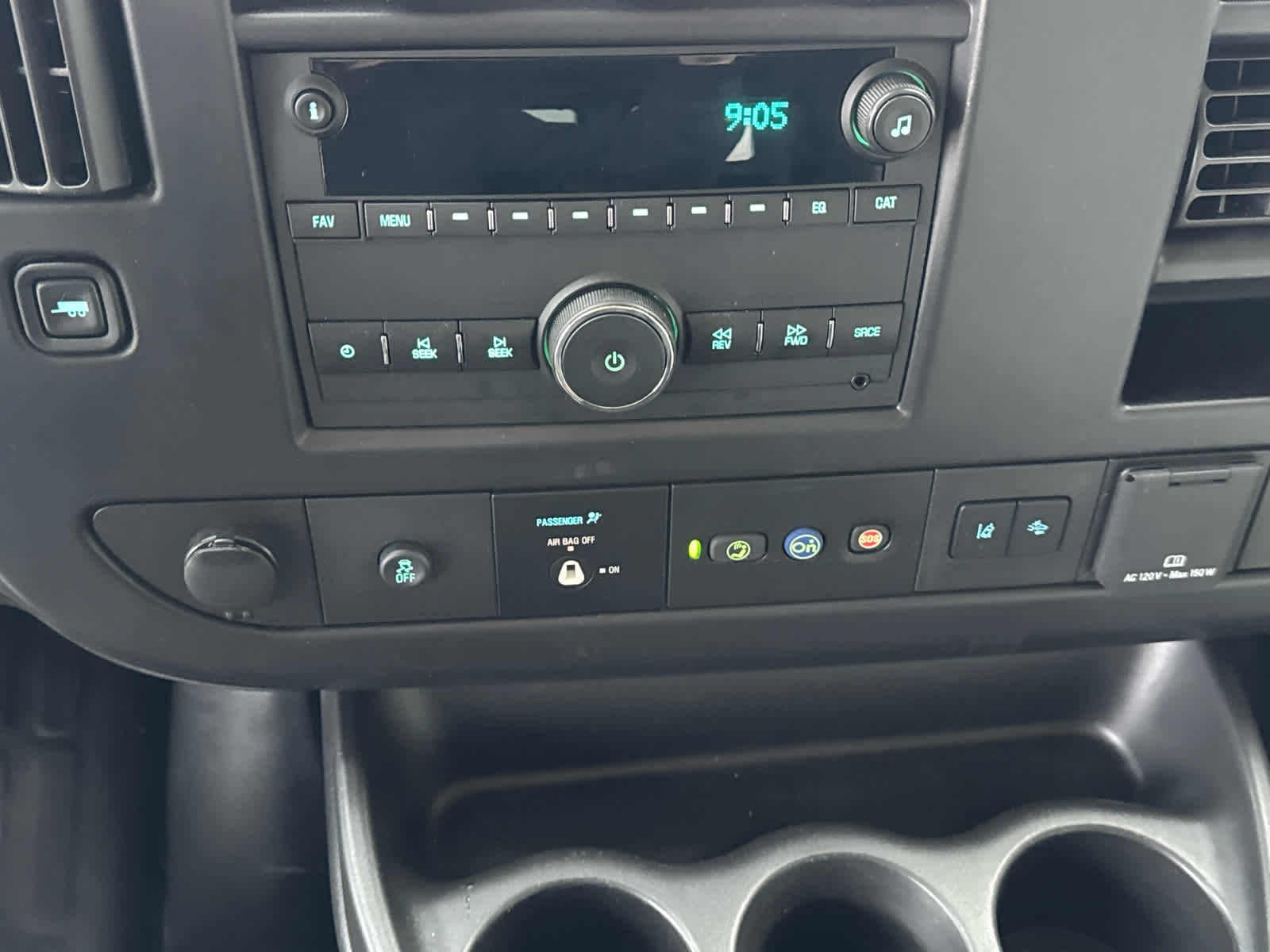 2024 Chevrolet Express RWD 2500 135"