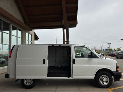 2024 Chevrolet Express RWD 2500 135"