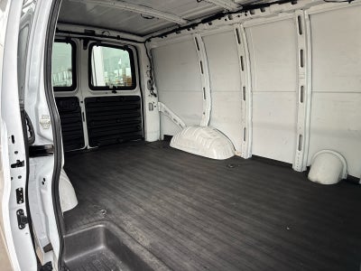 2024 Chevrolet Express RWD 2500 135"