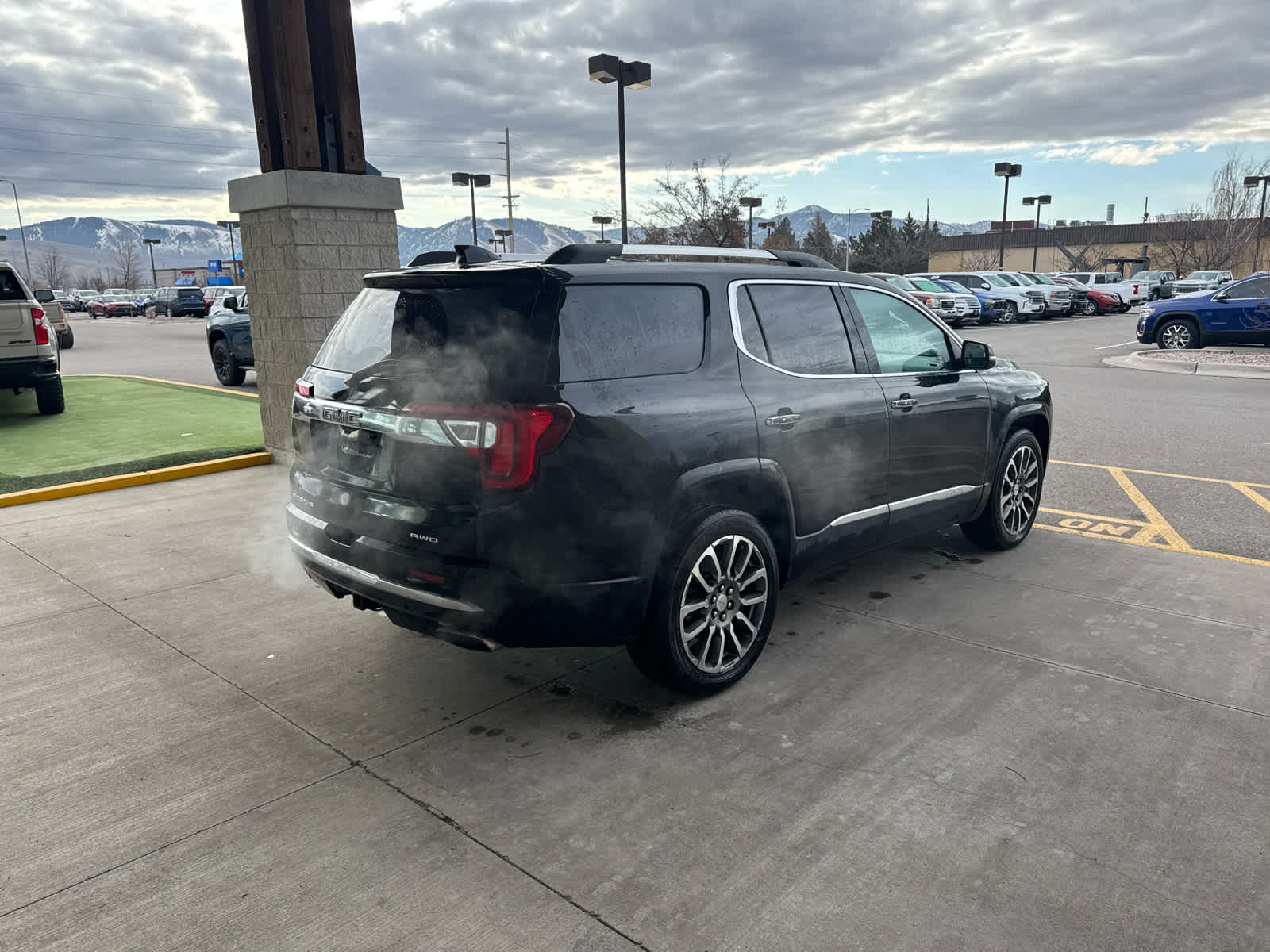 2021 GMC Acadia Denali