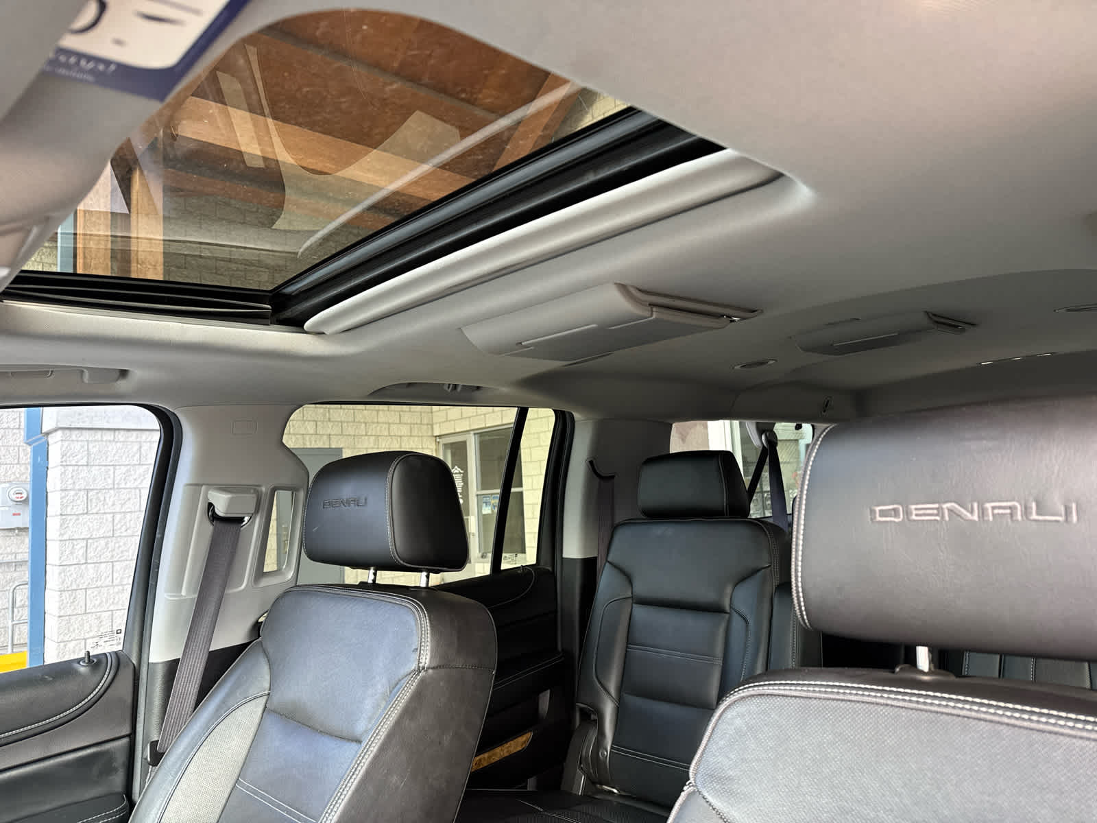 2017 GMC Yukon XL Denali