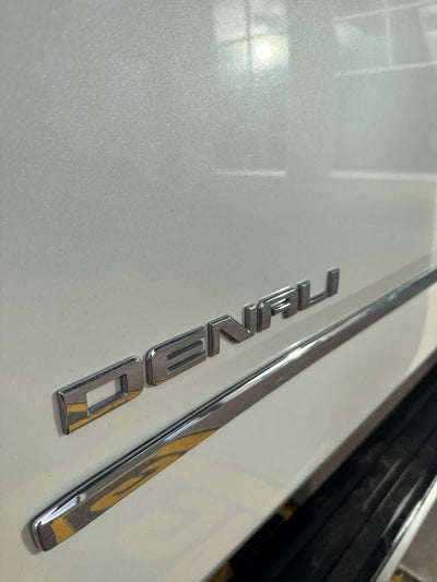 2017 GMC Yukon XL Denali