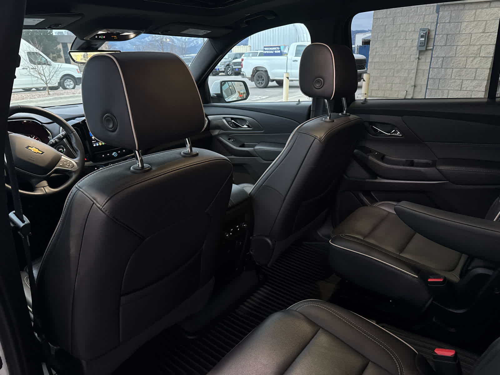 2023 Chevrolet Traverse Premier