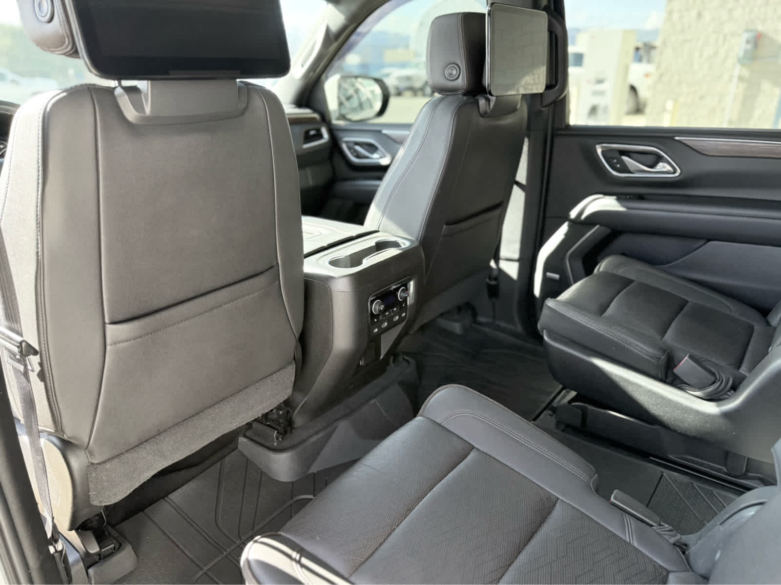 2021 Chevrolet Suburban High Country