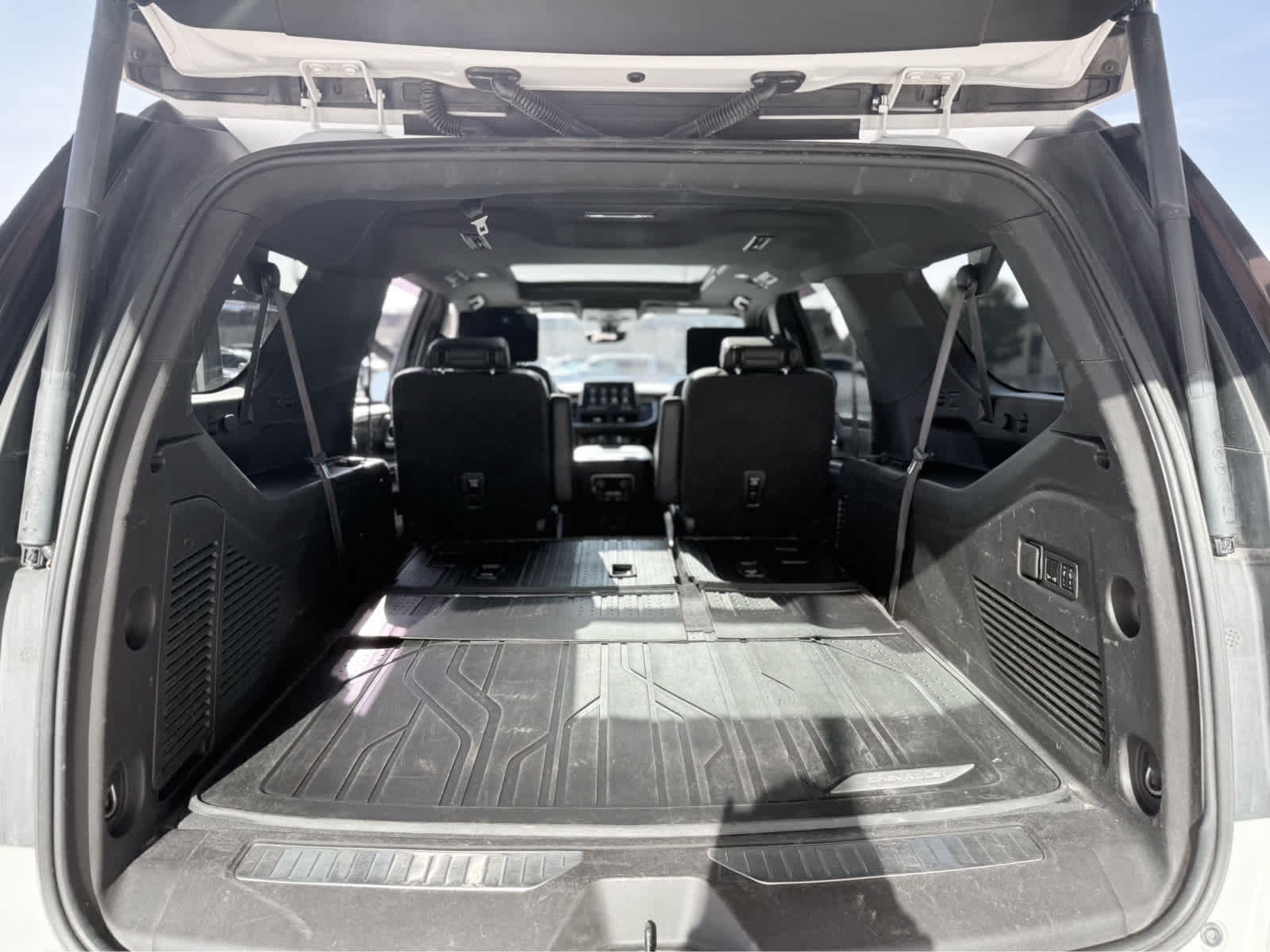 2021 Chevrolet Suburban High Country